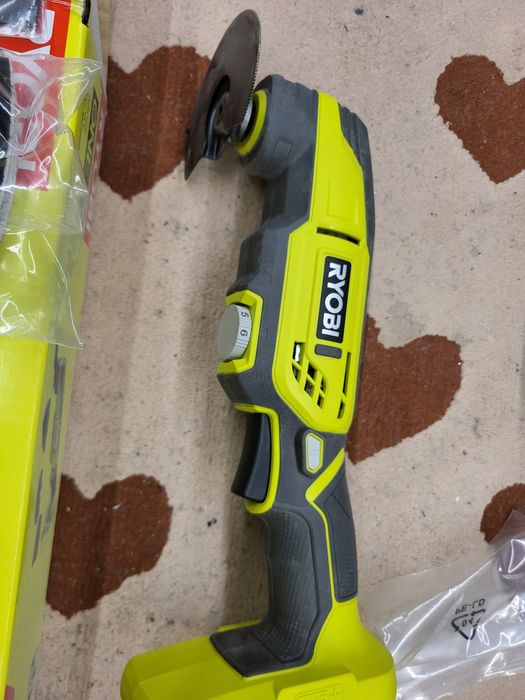 Ryobi multitool wielofiunkcyjny R18MT3
