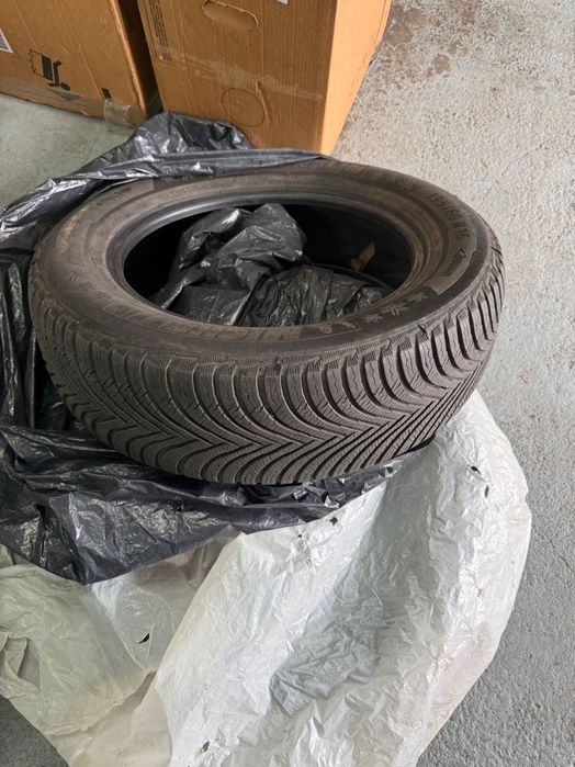 opony zimowe MICHELIN 195/60/R16 ładny bieżnik