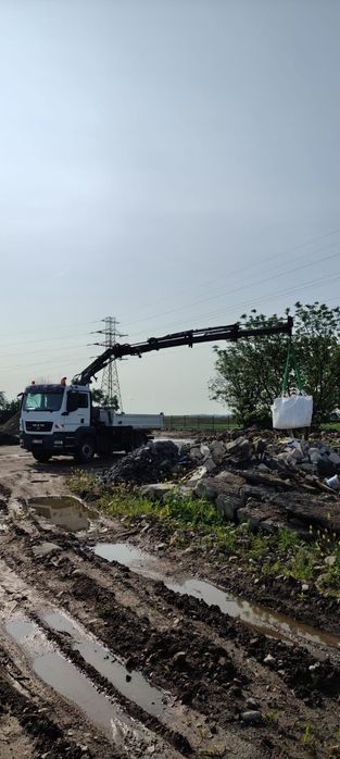 zamiatarka, hds transport palet urobku ,zamiatanie ulic, ciągnik z