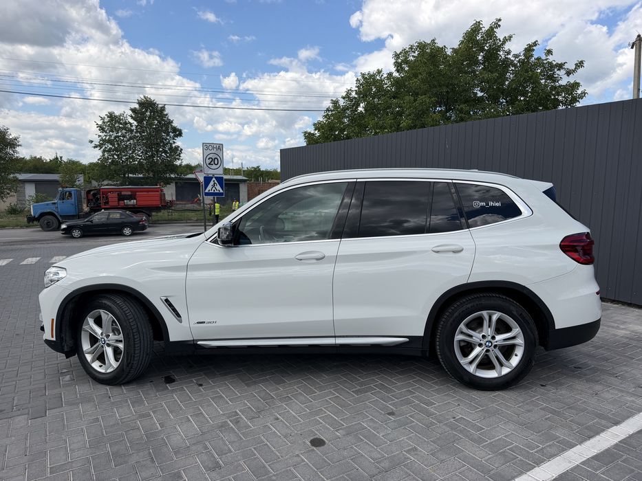 BMW X3 2019 VIN 5UXTY5C09LLT32051 фото оголошення 8 з 24