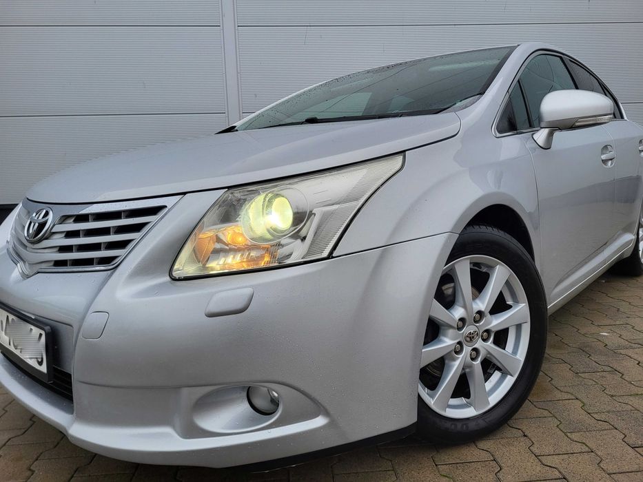 Avensis T27 sedan 1.8 vvti_LPG* Salon Polska* Automat* Stan Idealny