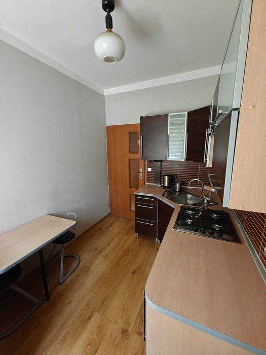 Kawalerka w centrum Zabrza – gotowa do zamieszkania | 24,5 m² | I piętro