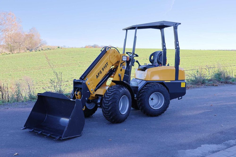 Ładowarka teleskopowa APS 910T – Xinchai lub Kubota