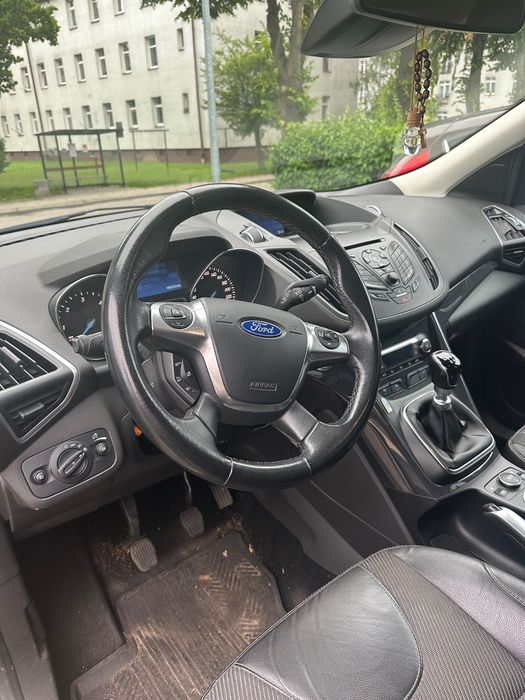 Samochód osobowy Ford Kuga