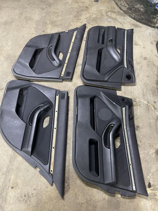 Карты дверные BMW E39 обшивки дверей комплект / поштучно