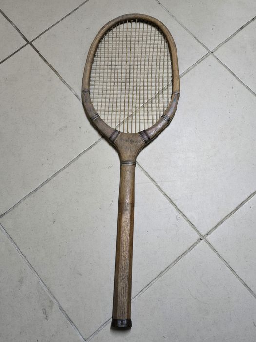 Rakieta do tenisa - kolekcjonerska