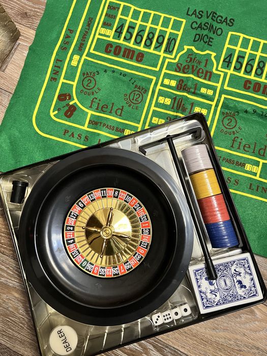 Продам набір для Покера