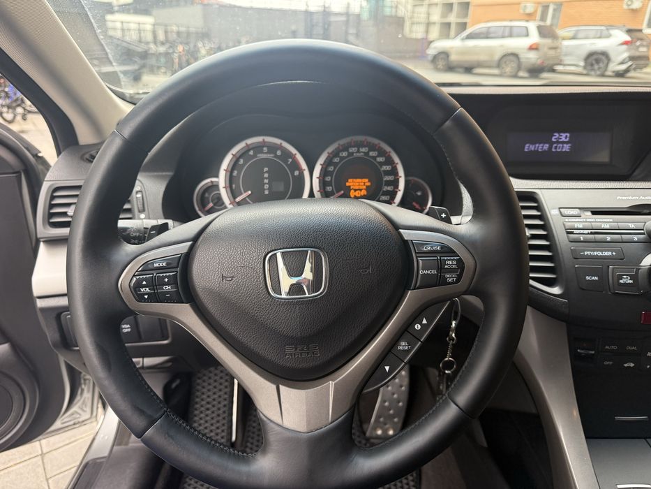 Продам Хонда Акорд ЦЕЛАЯ!!!