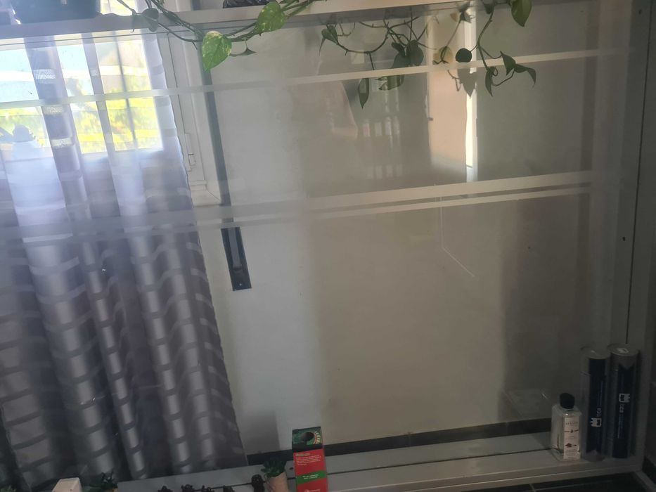 Biombo vidro com de 2 mts largura