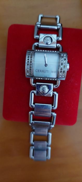 Relógio de senhora, de pulso, Cerruti 1881