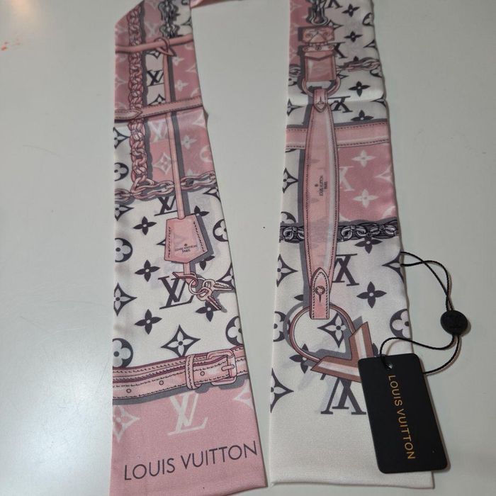 Apaszka jedwabna Louis Vuitton