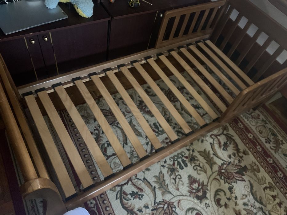 Продам кровать