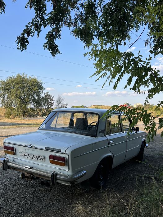 Продам ВАЗ 2103