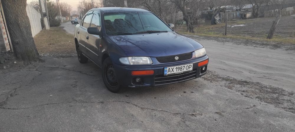 Mazda 323 BA 1995