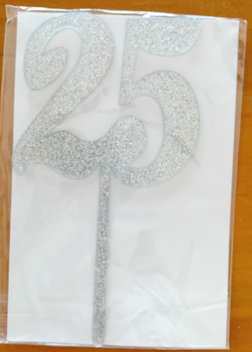 Various cake design items64586020259587122