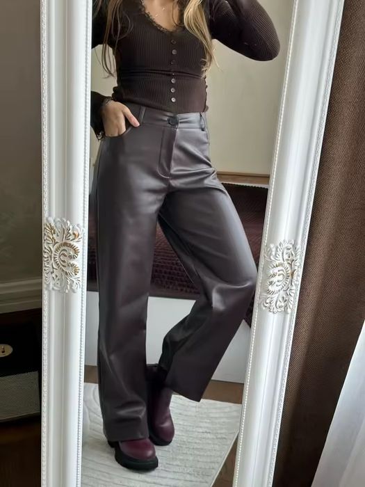 Шоколадні шкіряні штани на тонкому флісі