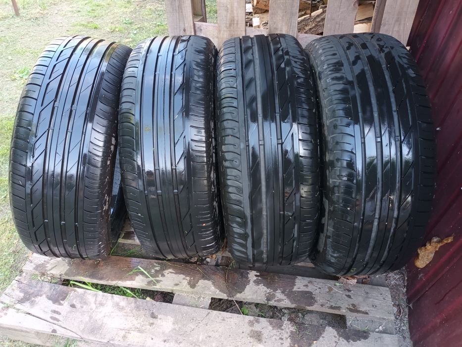 Шини 225×50R18 Bridgestone RFT