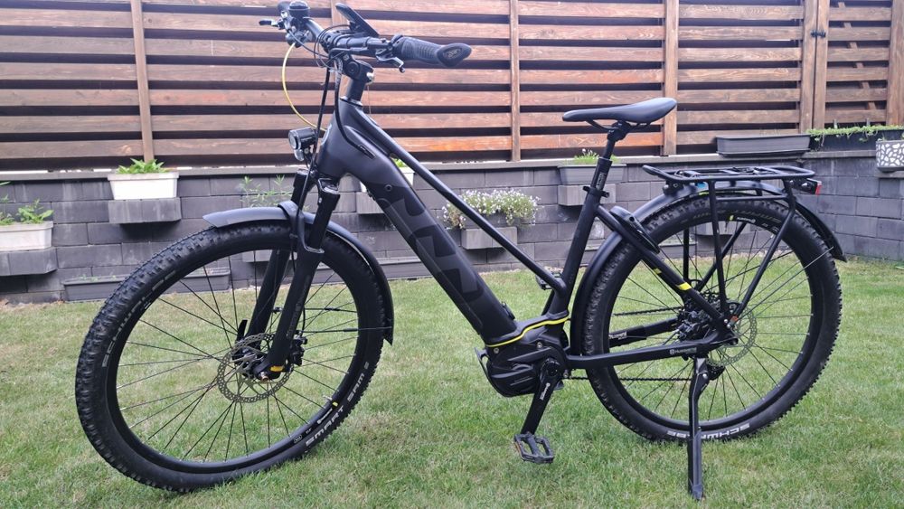 Rower trekkingowy elektryczny Husqvarna Cross Tourer CT3  koła 27,5 rozm. M