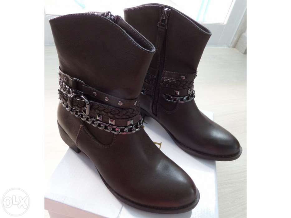 Botas castanhas novas 37