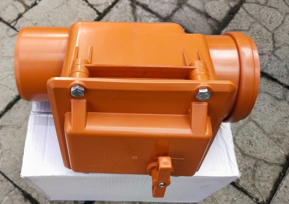 Обратный канализационный клапан МПласт 110мм новый