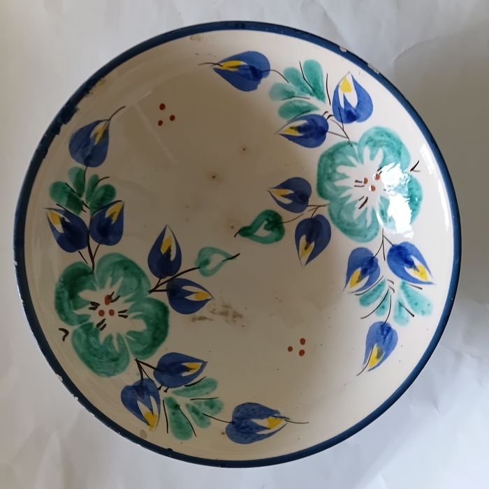 Тарелка миска горщик  керамика майолика ссср