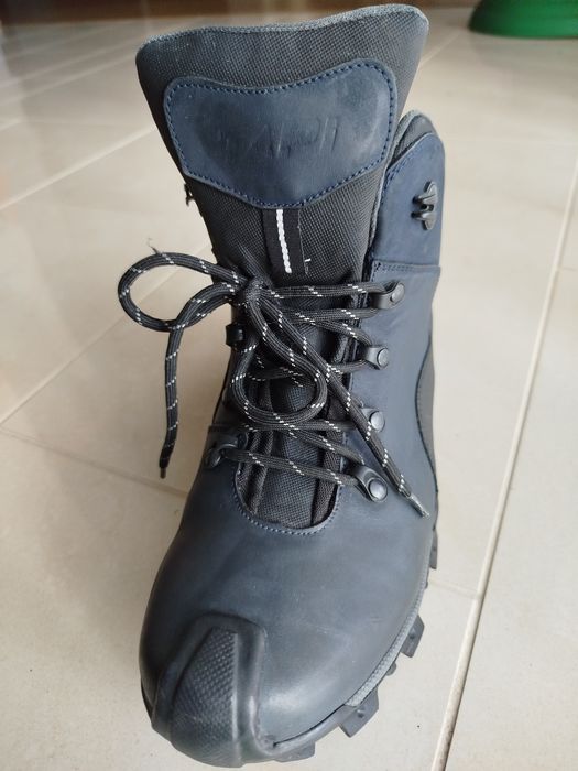Buty trekkingowe waterproof Tapi skóra naturalna rozmiar 42 jak nowe