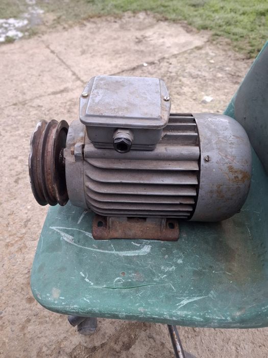 Silnik elektryczny 2.2kw 1420obr do cyrkularki, betoniarki wysyłka