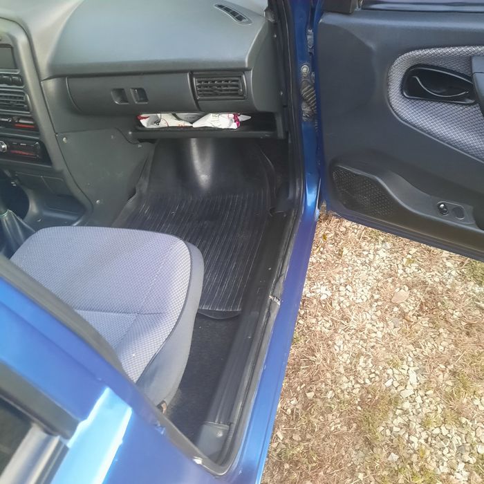 Продам авто в доброму стані 21099