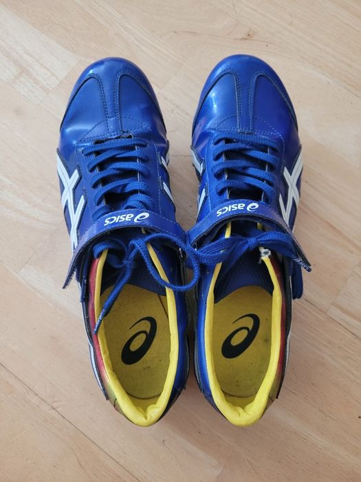 Buty kolce Asics