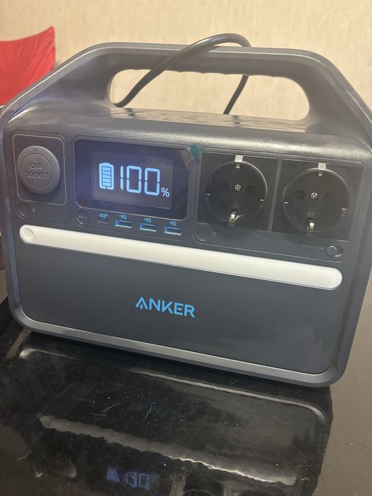 Зарядная станция Anker 535 PowerHouse 512 Wh
