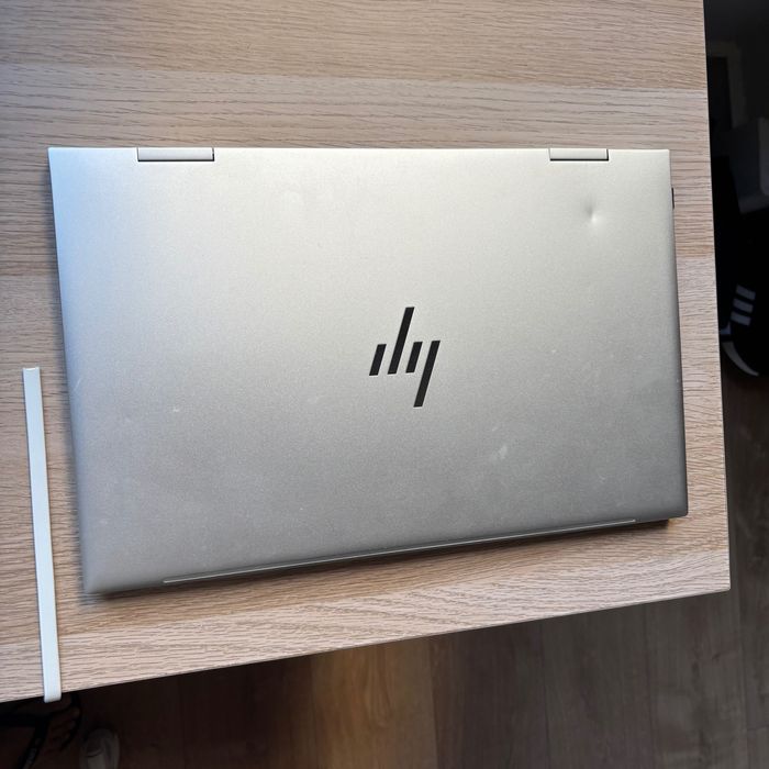 Laptop HP Envy x360 Convertible 15 (2023)