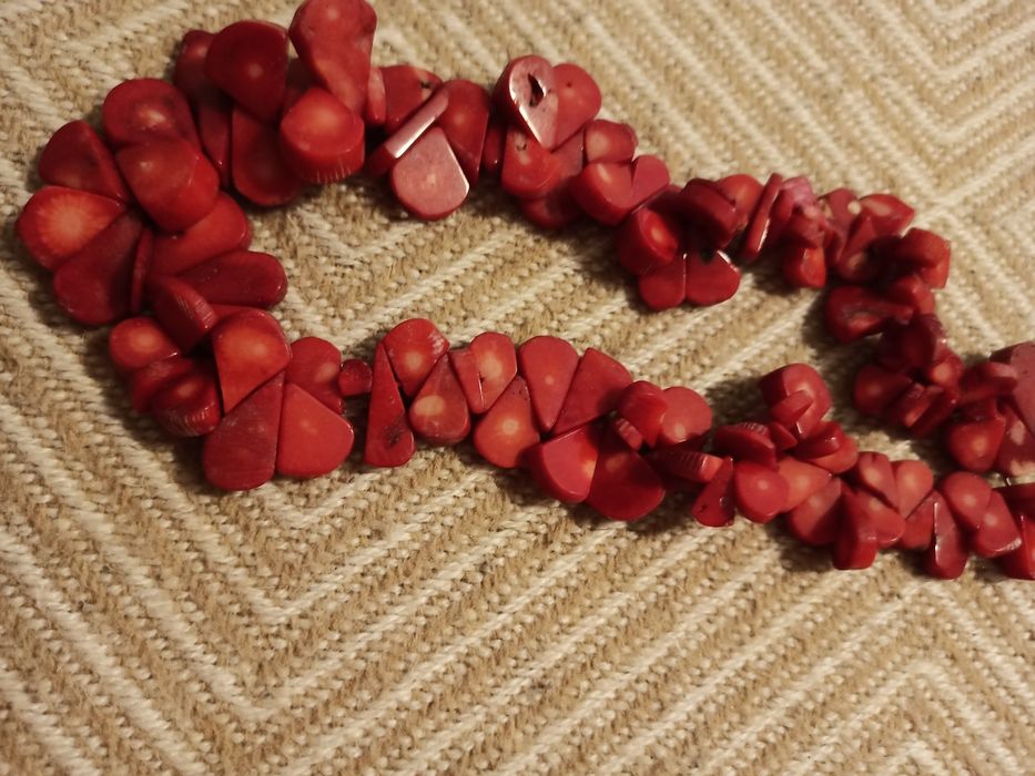 Коралове намисто