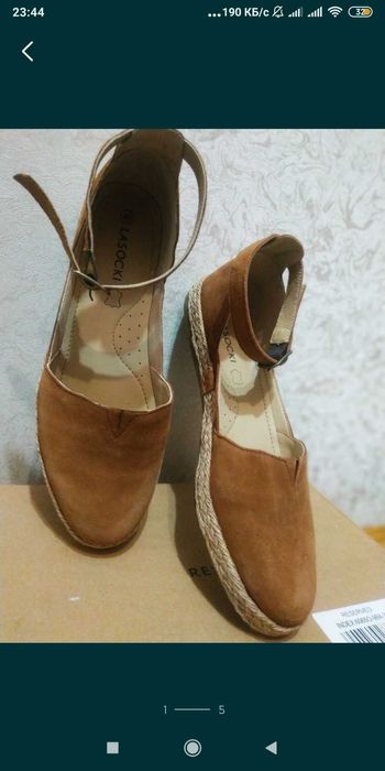 Босоніжки жіночі шкіряні