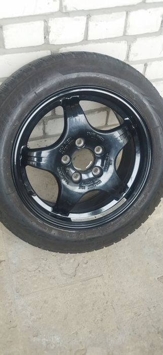 Продам колесо в сборе 205/55/16 зима бриджстоун