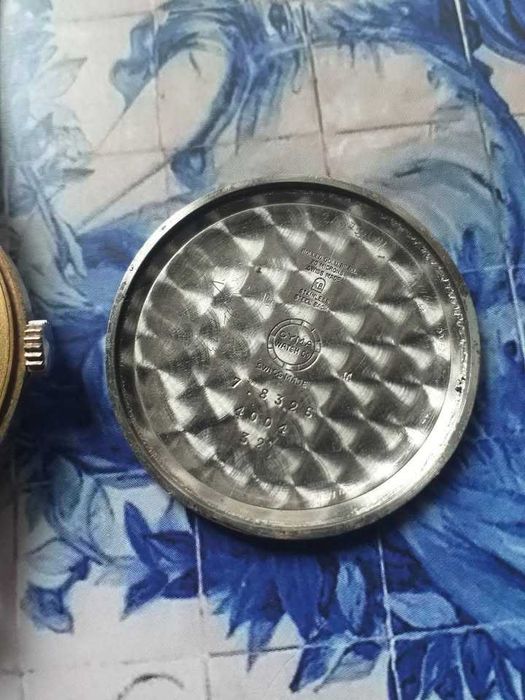 relogio cyma corda manual