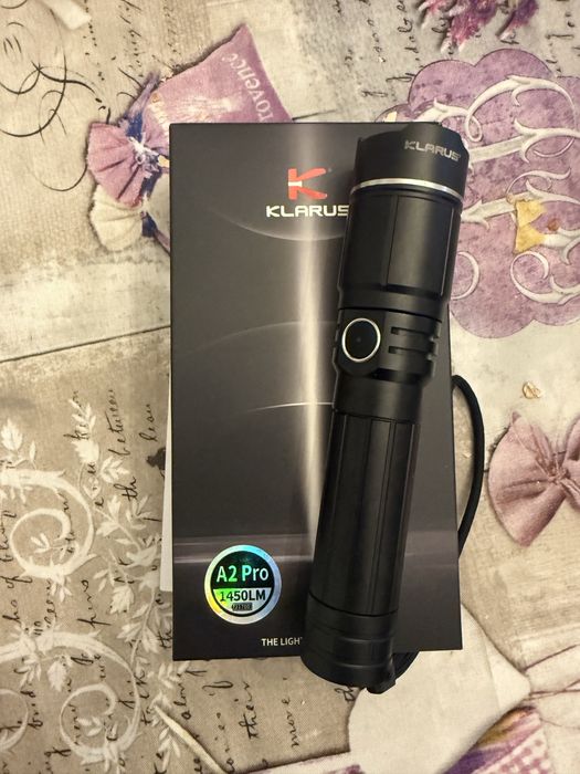 Lanterna Klarus A2Pro nova + holster Vega