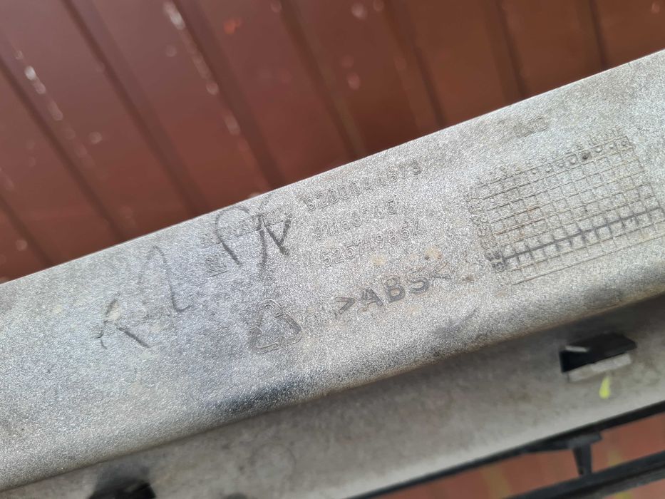 Renault Trafic II grill atrapa Opel Vivaro