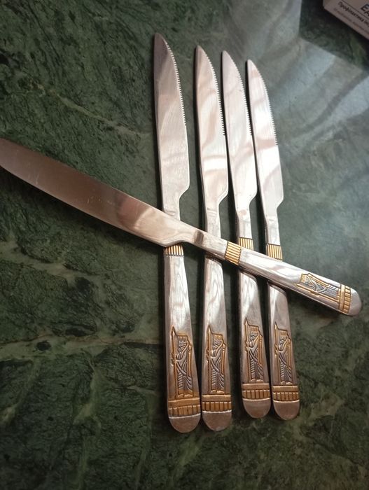 Цена за всё.Кухонные, столовые ножи сервировочные восточные золоченные