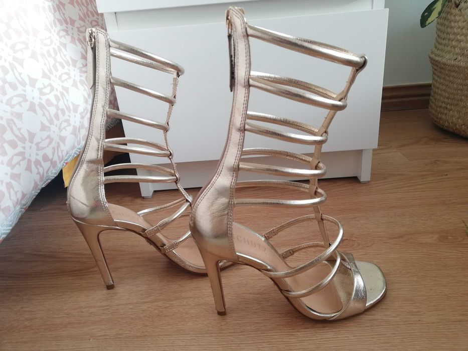 Sandálias gladiador Schutz douradas