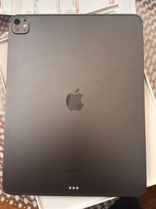 iPad pro 13-inch (M4)WI-FI+Cellular