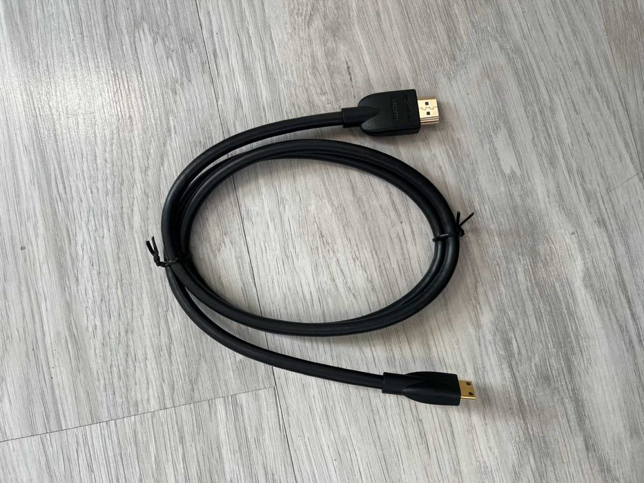 Kabel Mini HDMI-HDMI 0.9 M