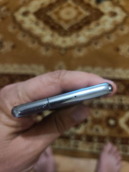 Samsung galaxy s10 plus + 128 на запчасти Sm g975f/ds