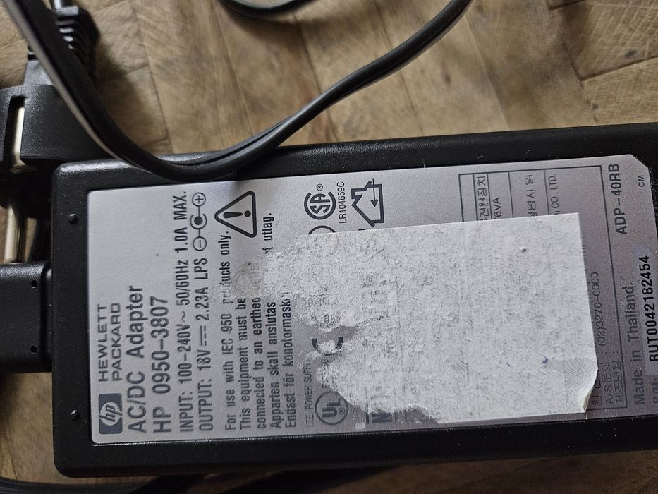 Carregador/transformador HP
