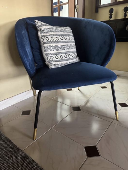Cadeirão / Poltrona de Veludo Azul Escuro