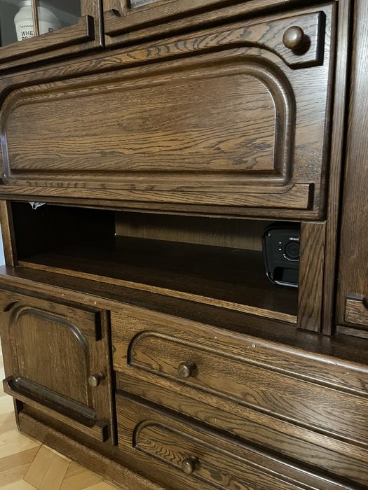 Witryna regał debowy piekny