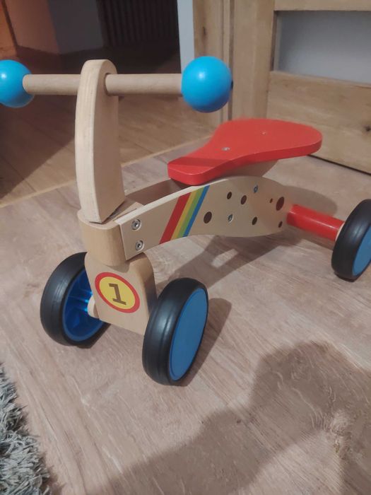 Rowerek drewniany