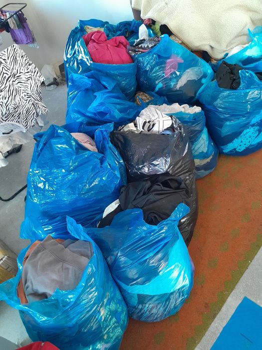 Worki z ubraniami duże po porządkach