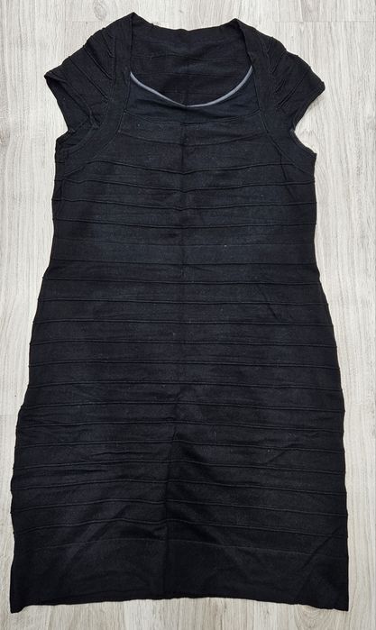 Czarna dzianinowa sukienka midi xxl-xxxl