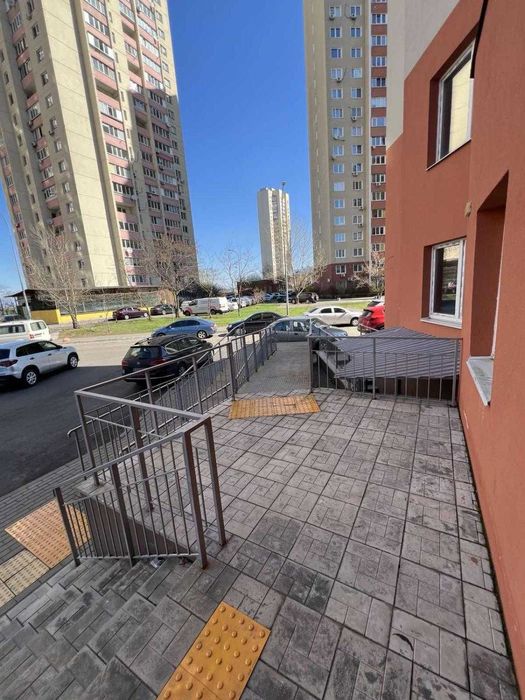 Продаж 1 кімнатной квартири , вул. Милославська 18. Троєщина