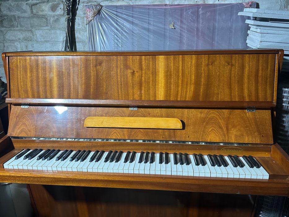 Рояль в хорошому стані